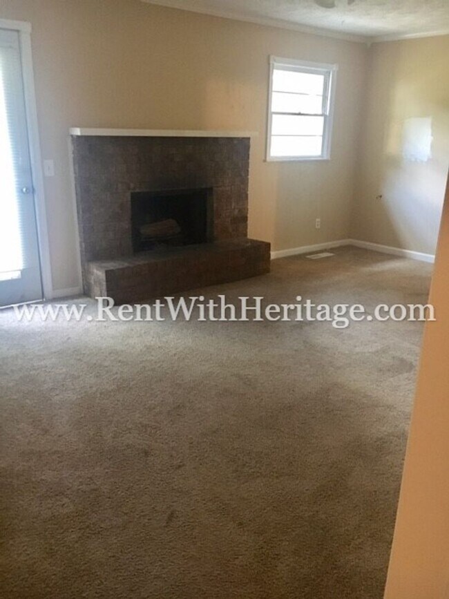 Building Photo - 5407 Wilder Dr