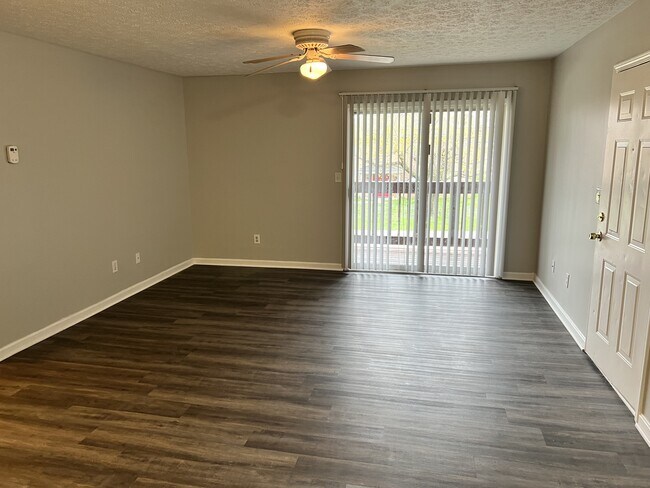Building Photo - 4107 Blue Lick Ct