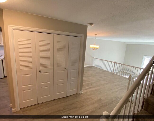 Building Photo - 99 Brittany Farms Rd