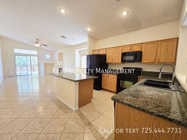 Building Photo - 9726 Tomorrow Ct