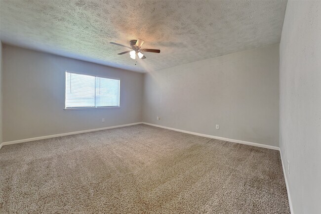 Building Photo - 3815 Marywood Dr