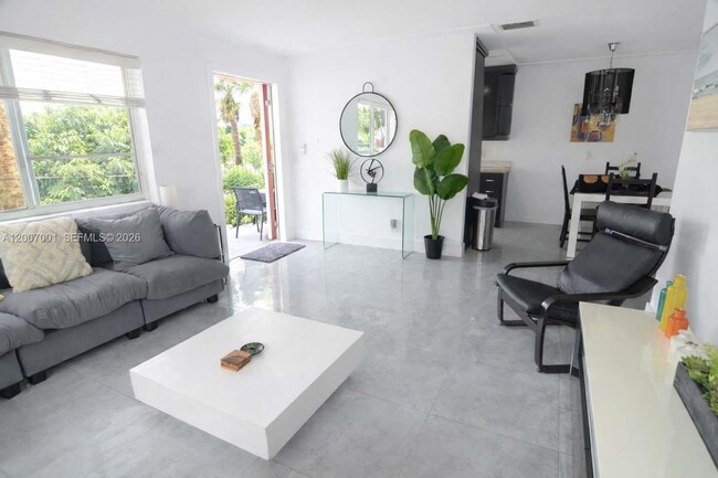 Building Photo - 1333 15th St