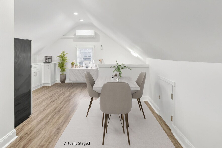 Building Photo - 76 Crowther Ave