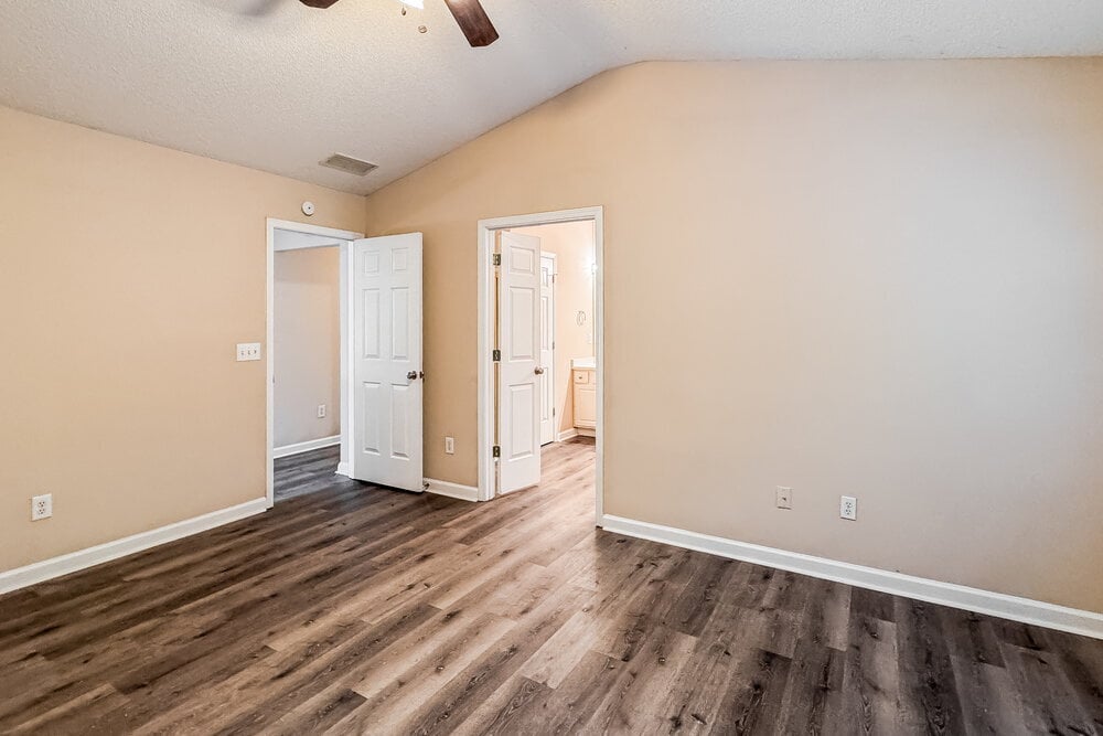 Building Photo - 4108 Glenaire Way NW