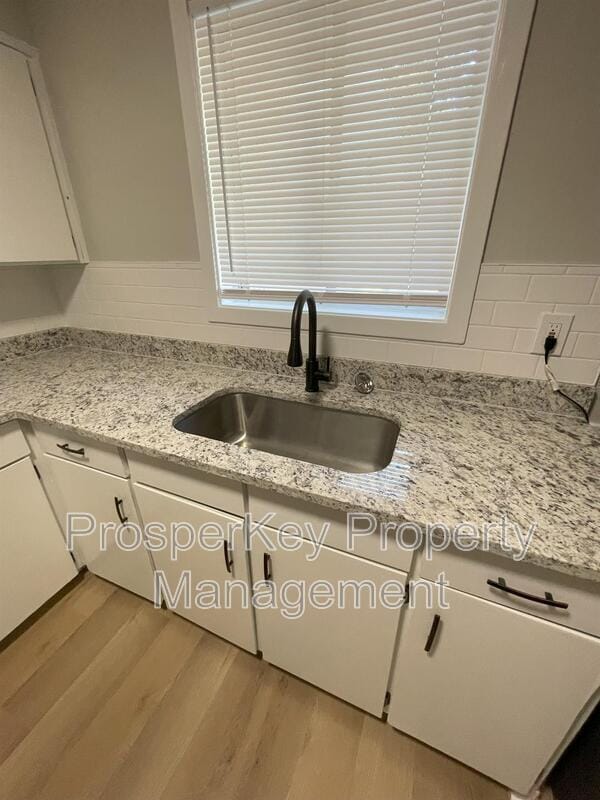 Building Photo - 945 Celia Dr