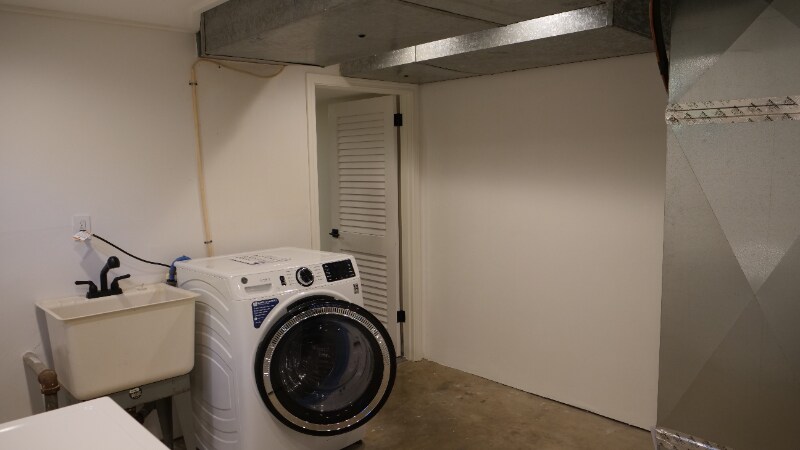 Building Photo - 1525 Ivy Ct