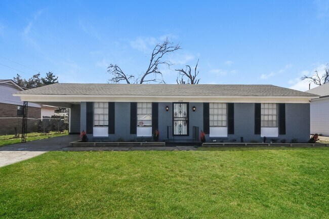 Building Photo - 4559 Cottonwood Rd