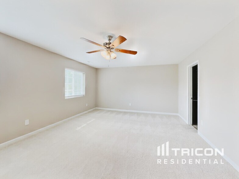 Building Photo - 3917 Shepway Loop