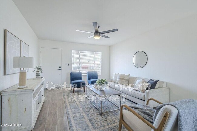Building Photo - 1708 W Estrella Dr