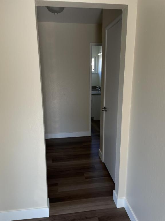 Building Photo - 736 Opal Dr