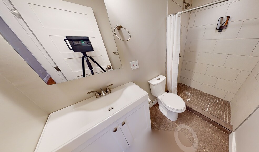 Building Photo - 908 Massachusetts Ave