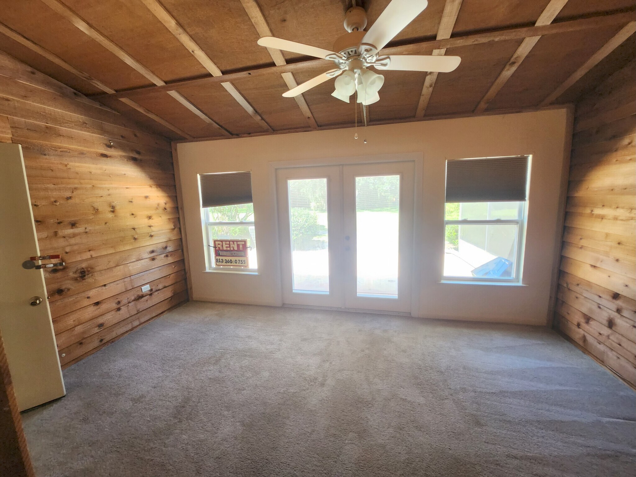 Bonus sunroom or 3rd bedroom?? - 35097 Whispering Oaks Blvd