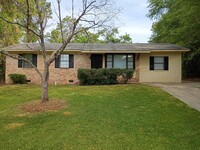 Building Photo - 3410 Arden Ct