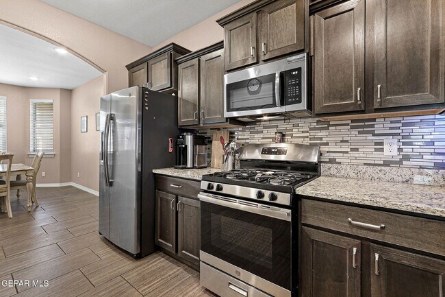 Building Photo - 14439 Eastbrook Dr