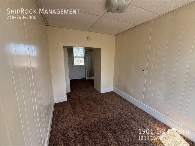 Building Photo - 1901 1/2 N 58th-