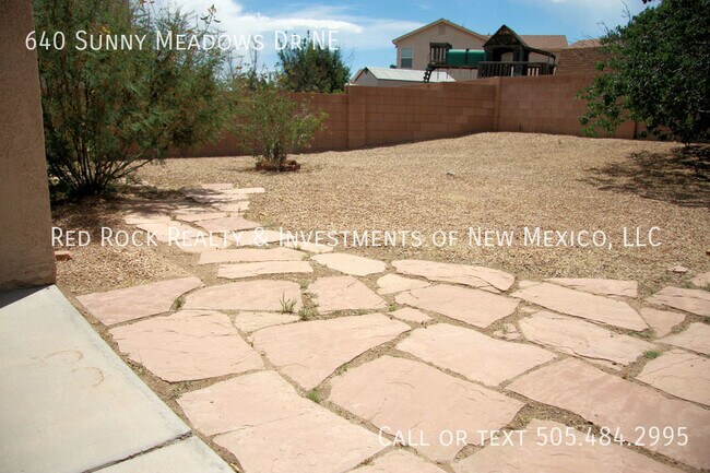 Building Photo - Cute 3 bedroom in Rio Rancho!
