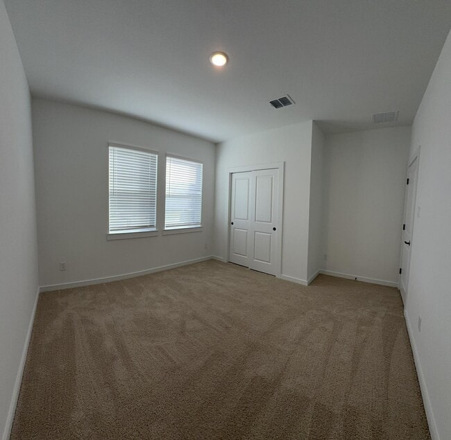 Building Photo - 4723 Bay Vista Dr