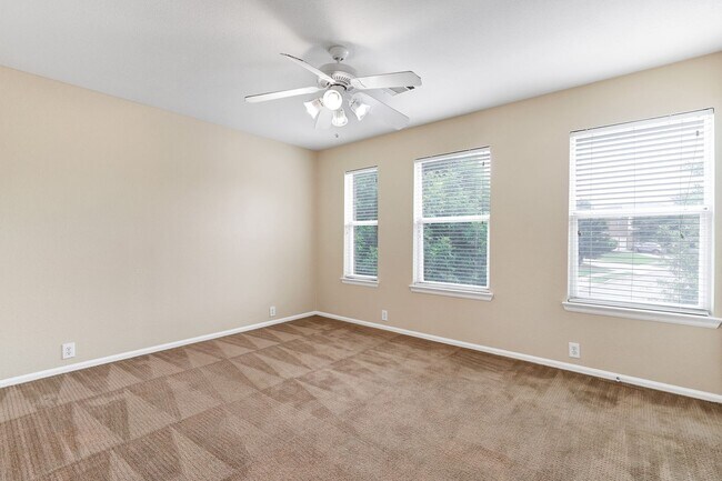 Building Photo - ***APPLICATION CURRENTLY UNDER REVIEW***Tw...