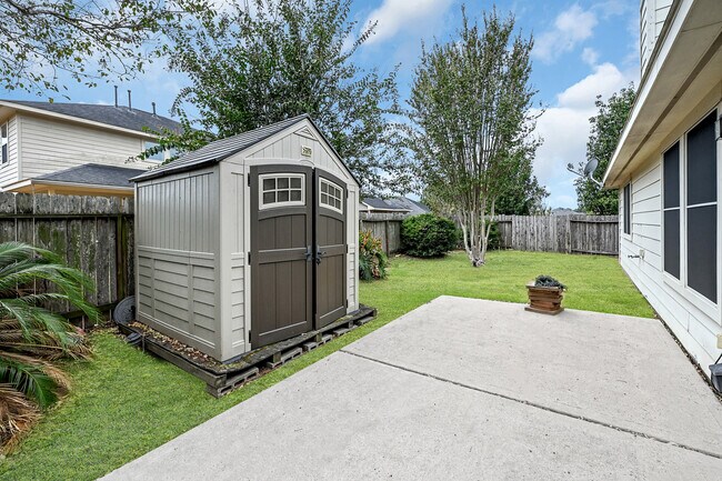 Building Photo - 16711 Moss Green Ct