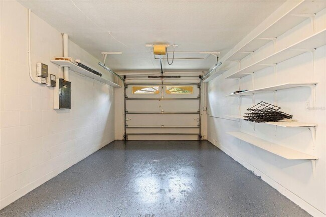 Building Photo - 1353 Wildwood Ct