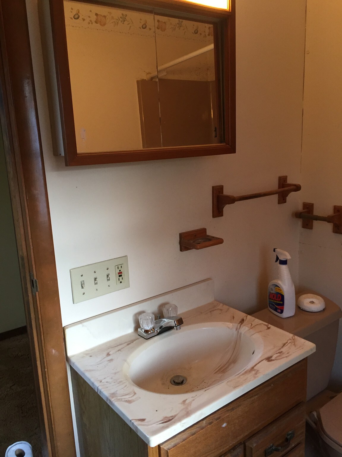 Bathroom - 631 Park Ave