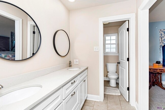 Building Photo - 10859 Cal Rd