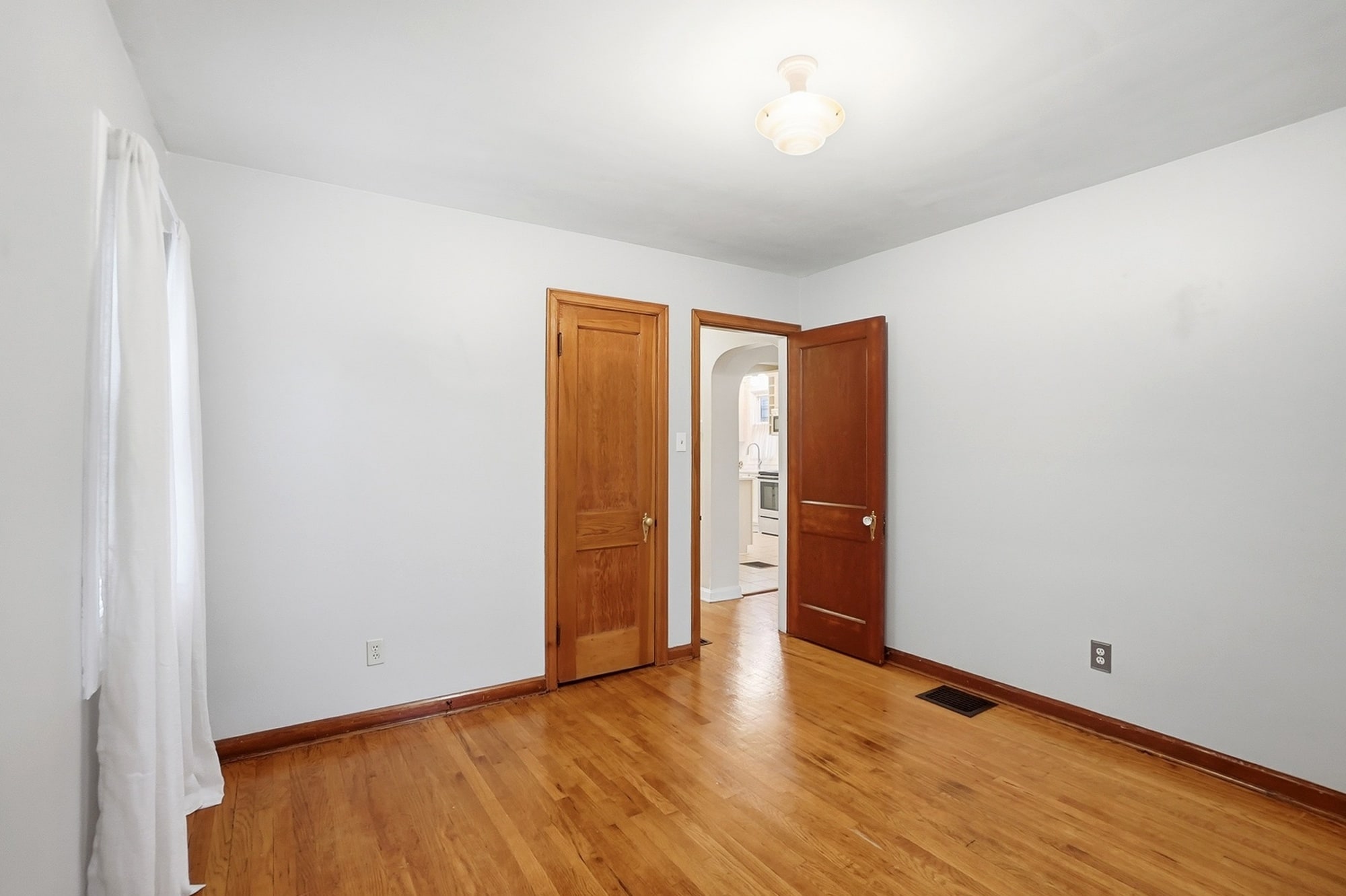 Building Photo - 2695 Bellwood Ave