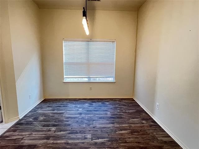 Building Photo - 7960 Glenway Dr