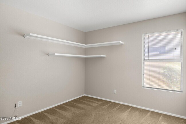 Building Photo - 2306 E Gondola Ln