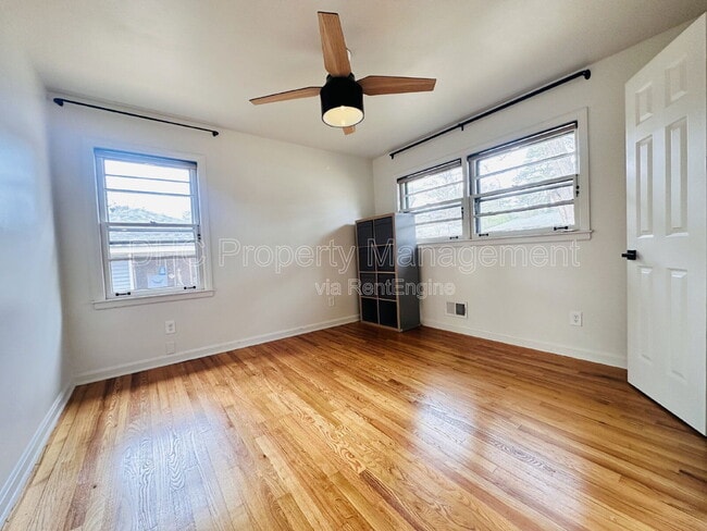 Building Photo - 3231 Bonway Dr