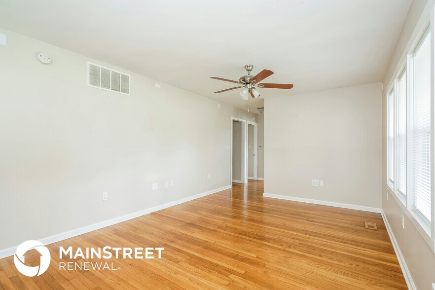 Building Photo - 124 Rose Ln