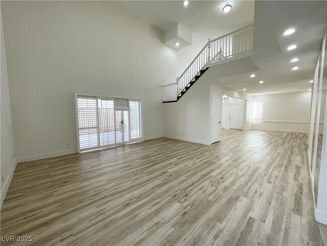 Building Photo - 7732 Crenshaw Way