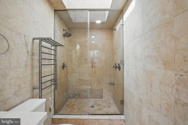 Building Photo - 8121 Briar Creek Dr