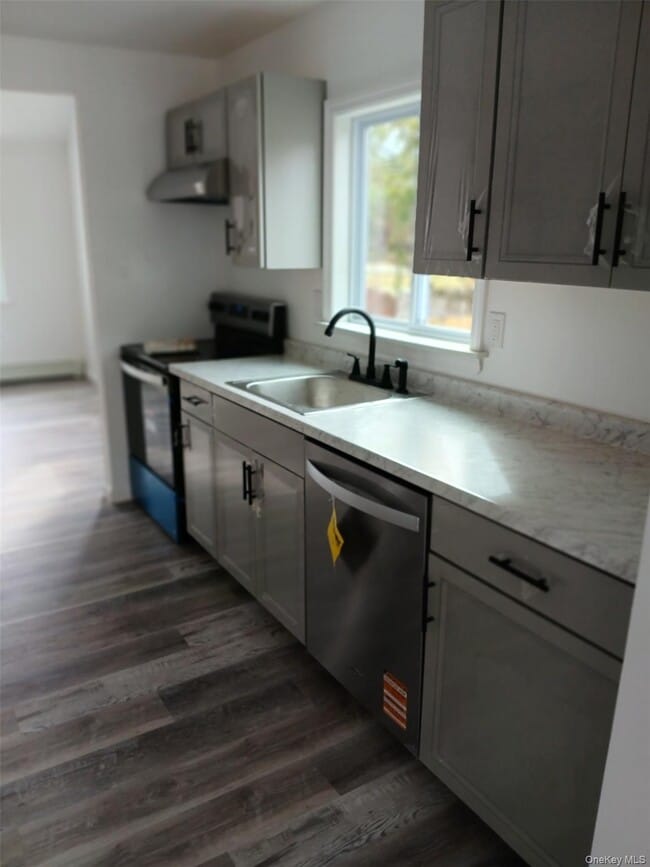 Building Photo - 49 Swezey St