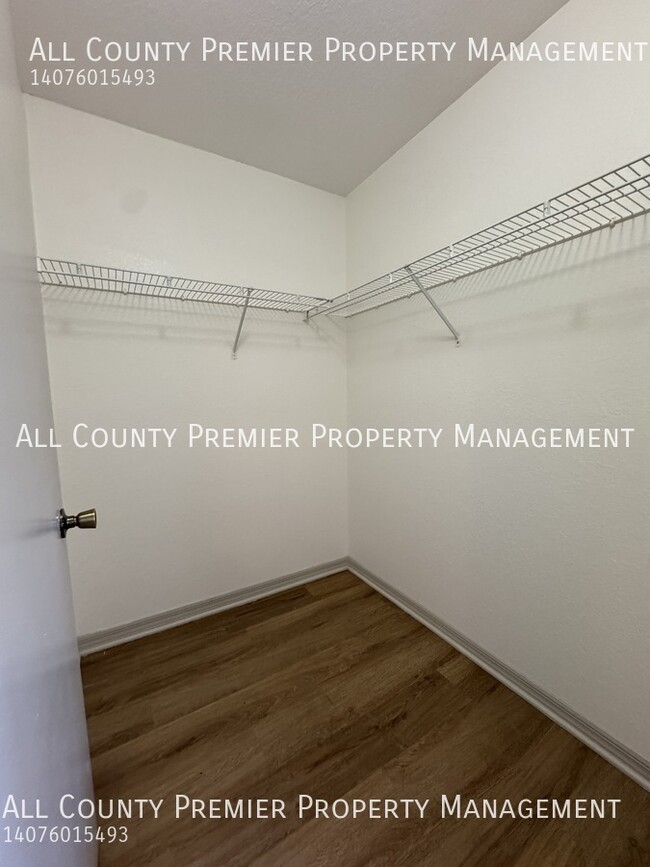 Building Photo - 7350 Westpointe Blvd