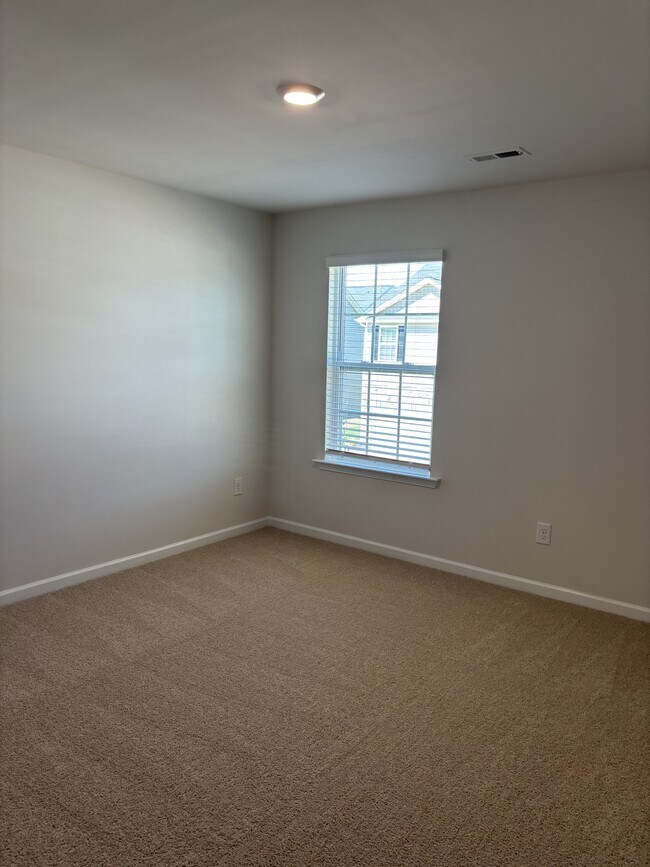 Building Photo - 1412 Maltese Ln