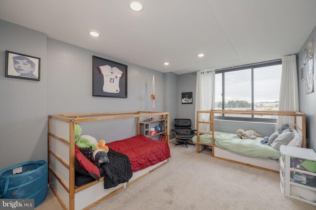 Building Photo - 5500 Holmes Run Pkwy