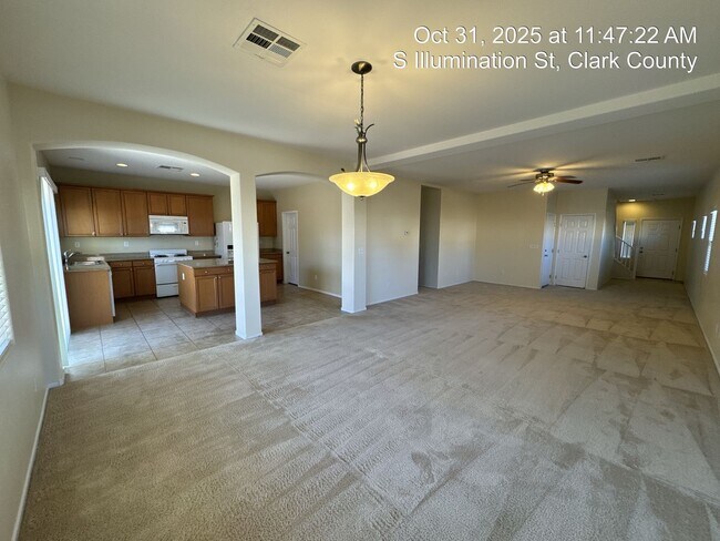 Building Photo - 4 Bedroom Near Spring Valley— Your Next Ch...