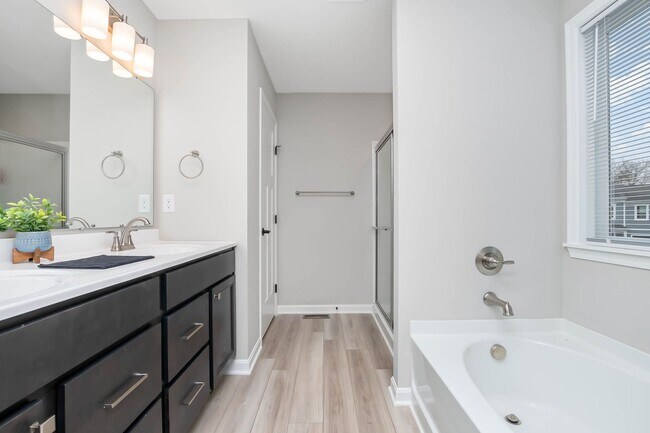 Building Photo - Brand New Construction in well-kept HOA community