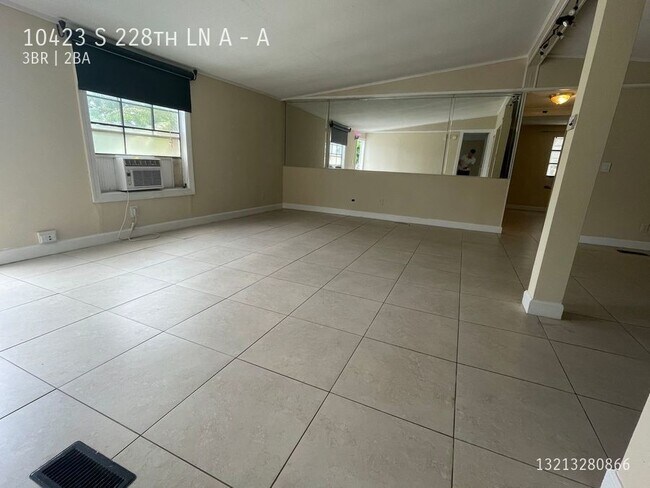 Building Photo - 10423 S 228th Ln