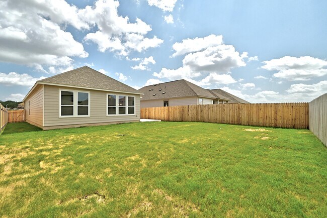 Building Photo - 216 Skipping Stone Run