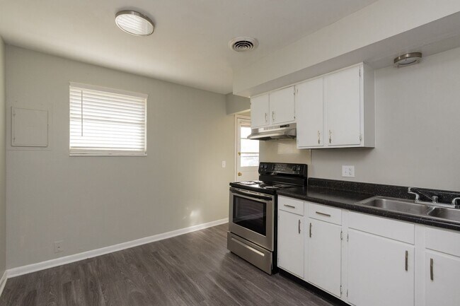 Interior Photo - Village at Hermitage