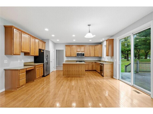 Building Photo - 2117 Vermillion Curve