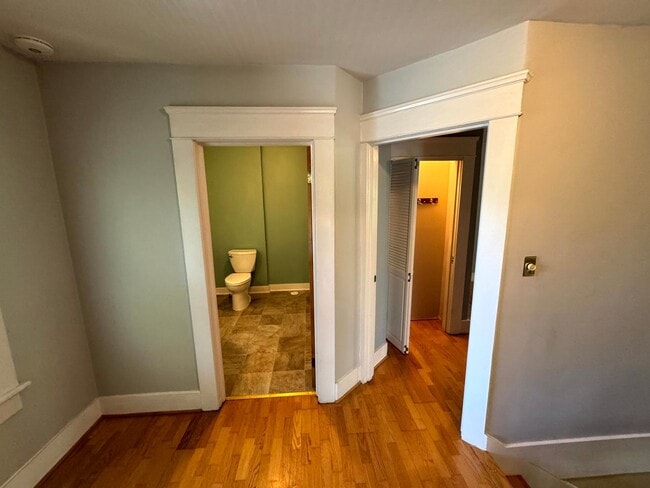 Building Photo - 4 Bedroom House Near Downtown Eugene