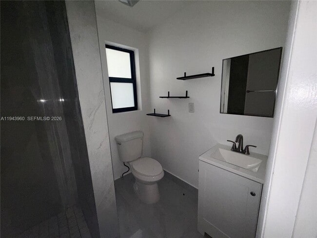 Building Photo - 1354 NW 36th St