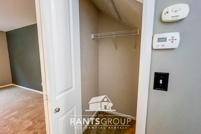 Building Photo - Spacious 4-Bedroom, 2.5-Bath Home with Open Layout in Lacey!