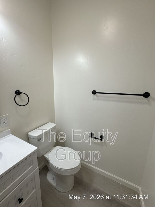 Building Photo - 30566 Ivy Rd