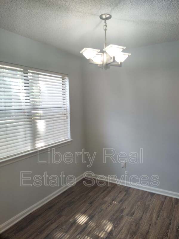 Building Photo - 601 Tupelo Trl