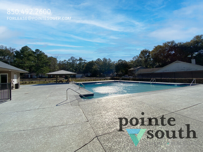 Building Photo - 107 Wild Oak Dr