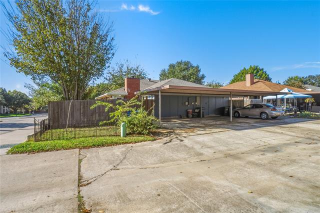 Building Photo - 702 Michol St